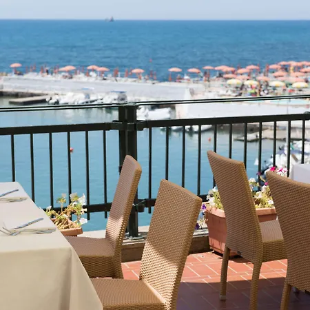 Sunbay Park 4* Civitavecchia