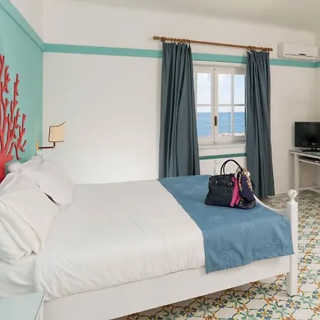 Sunbay Park Hotel 4*