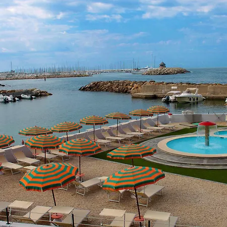 Sunbay Park 4* Civitavecchia