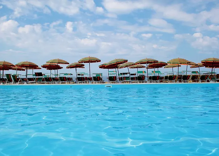 Hotell Sunbay Park 4*