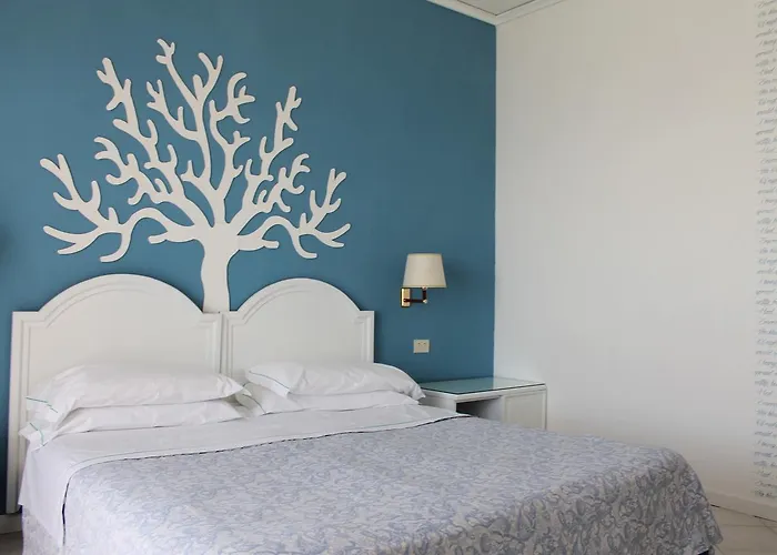 Sunbay Park Hotell 4*