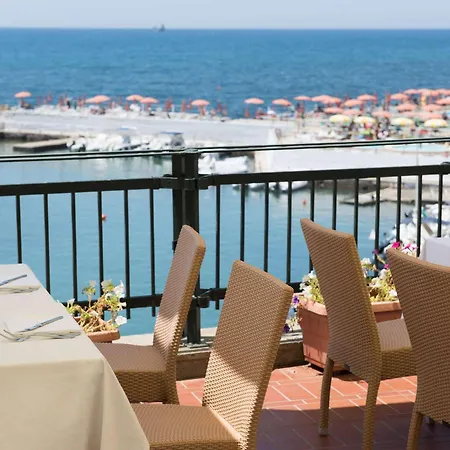 Sunbay Park 4* Civitavecchia