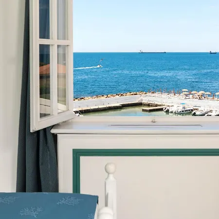 Отель Sunbay Park