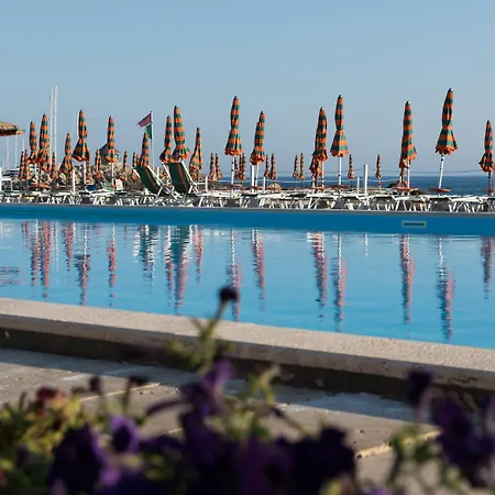 Sunbay Park Hotel Civitavecchia