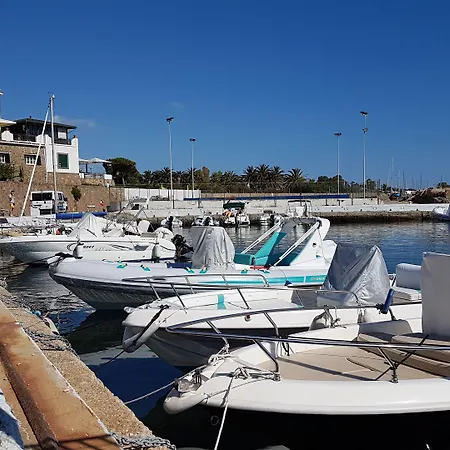 Отель Sunbay Park